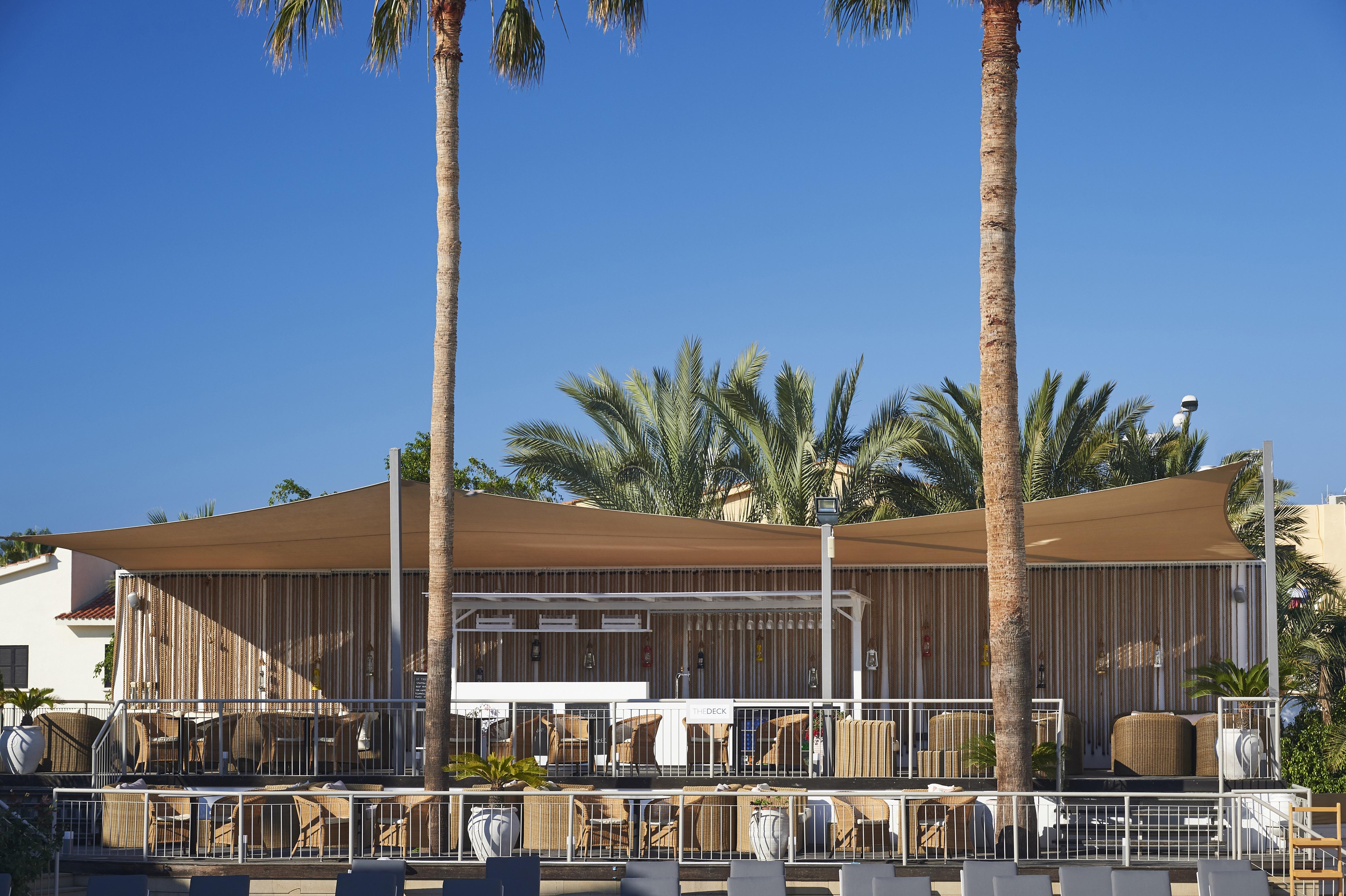 King Jason Paphos - Designed For Adults By Louis Hotels 外观 照片