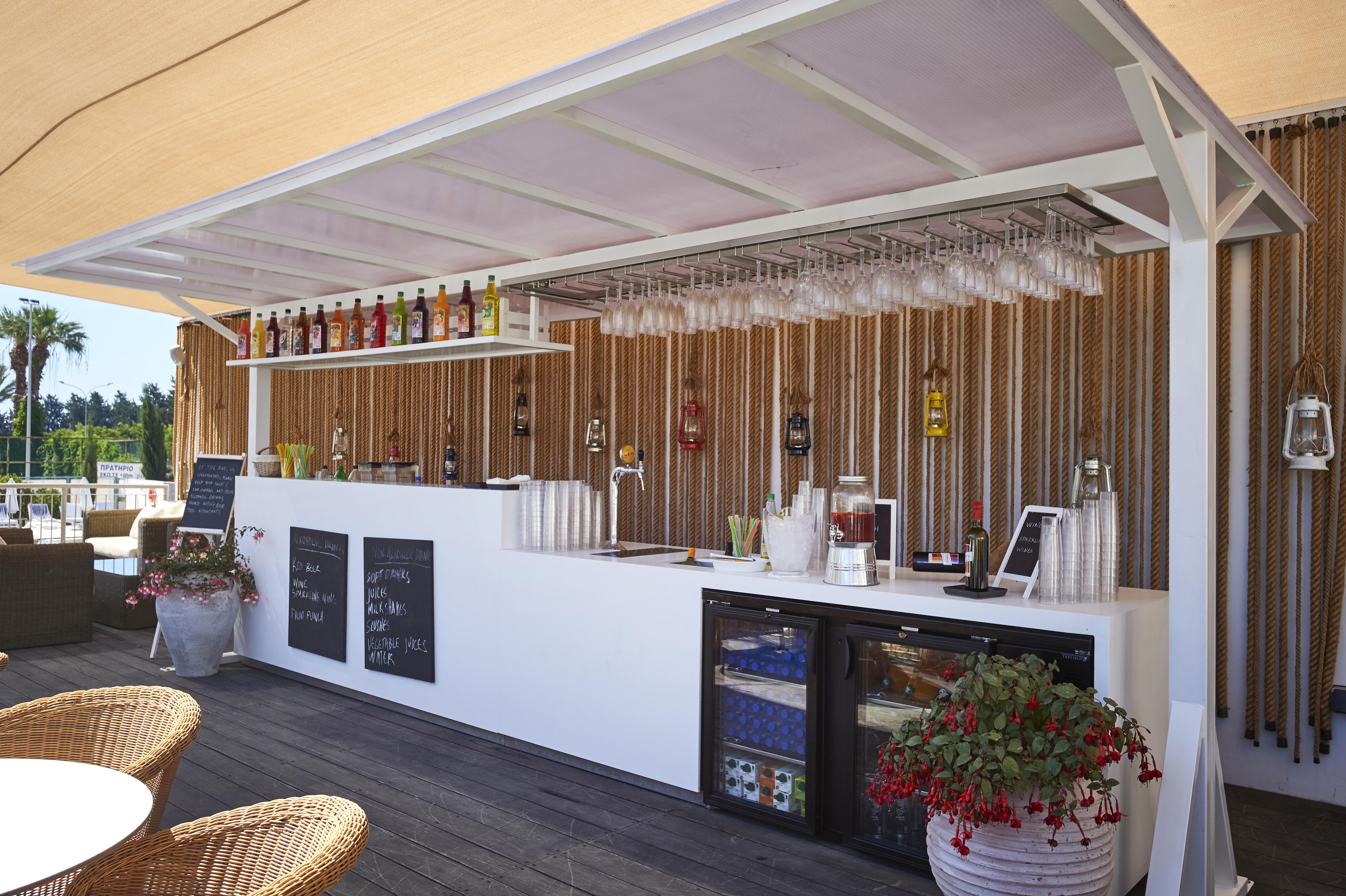 King Jason Paphos - Designed For Adults By Louis Hotels 外观 照片