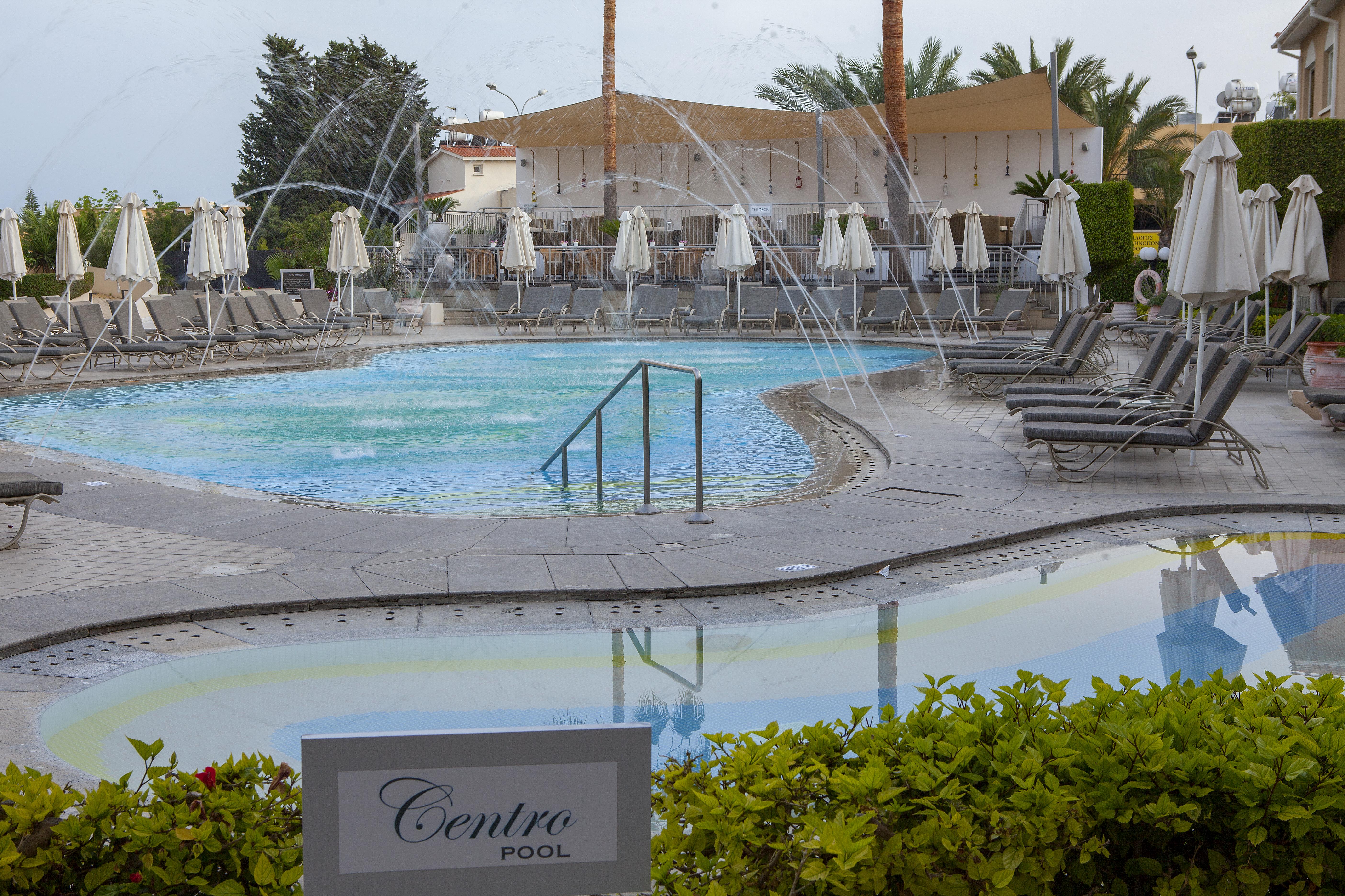 King Jason Paphos - Designed For Adults By Louis Hotels 外观 照片