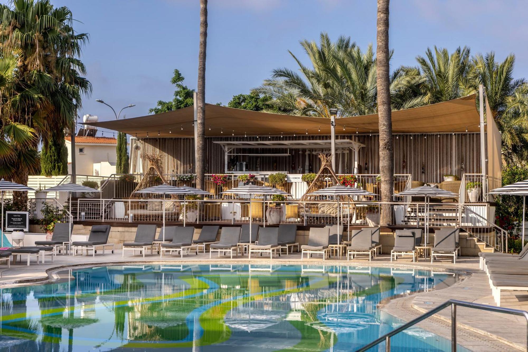 King Jason Paphos - Designed For Adults By Louis Hotels 外观 照片