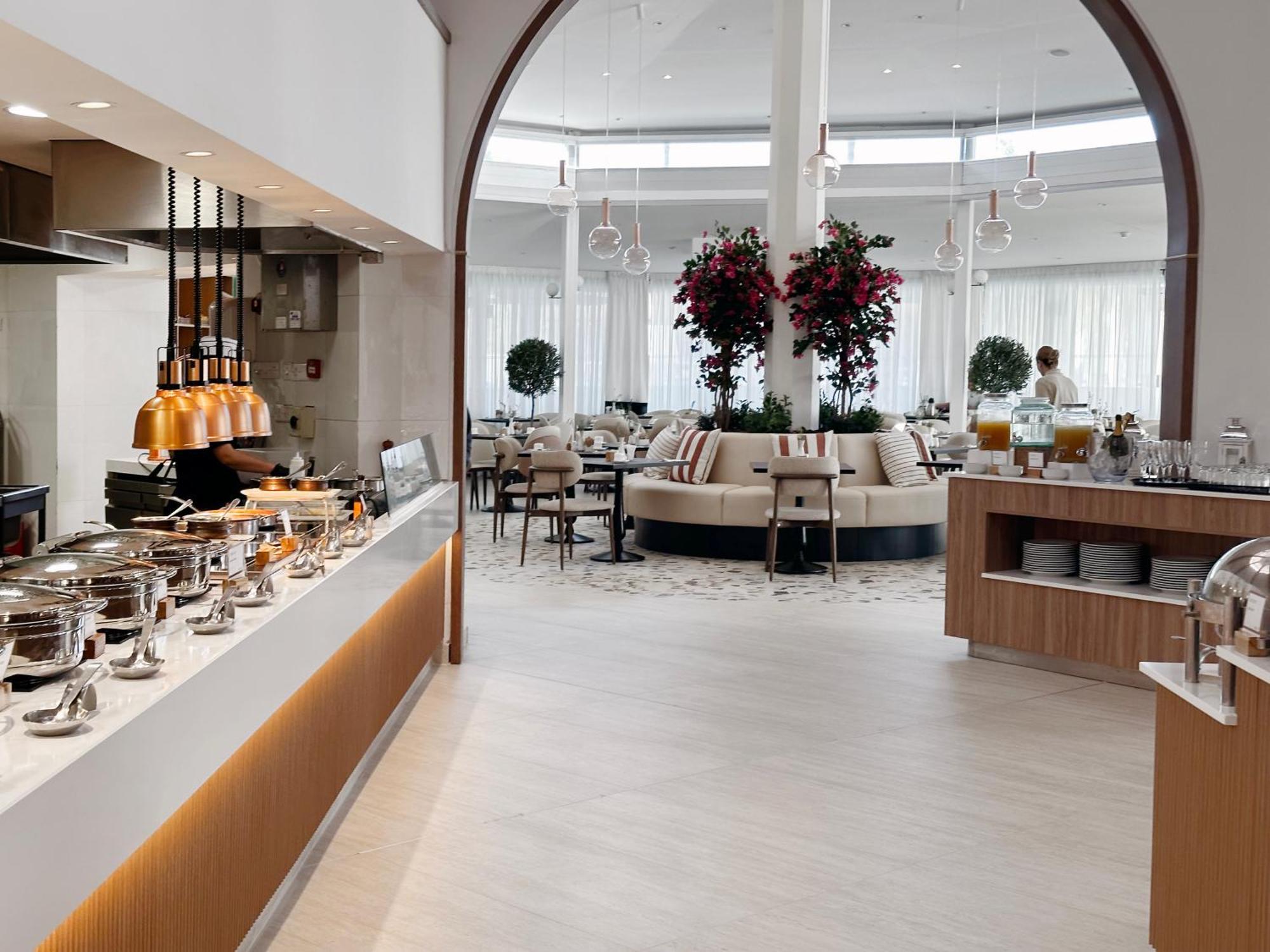King Jason Paphos - Designed For Adults By Louis Hotels 外观 照片