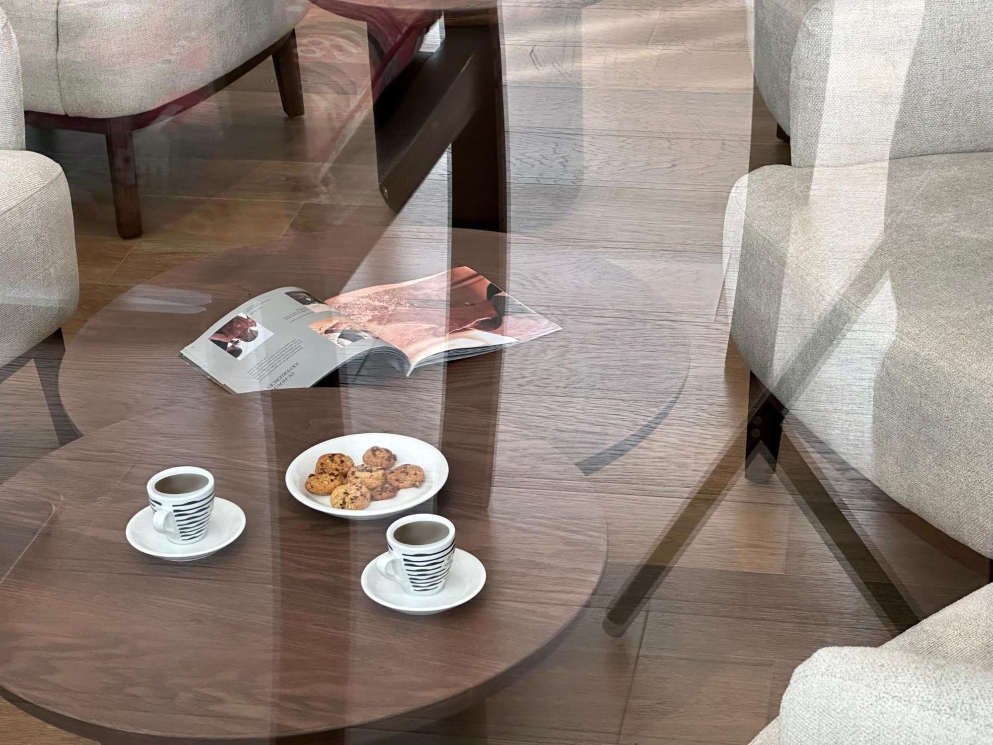 King Jason Paphos - Designed For Adults By Louis Hotels 外观 照片